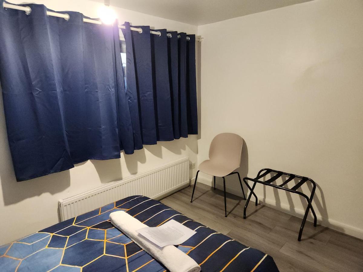 Gatwick Star Night Stay - Gatwick ครอว์ลีย์ ภายนอก รูปภาพ