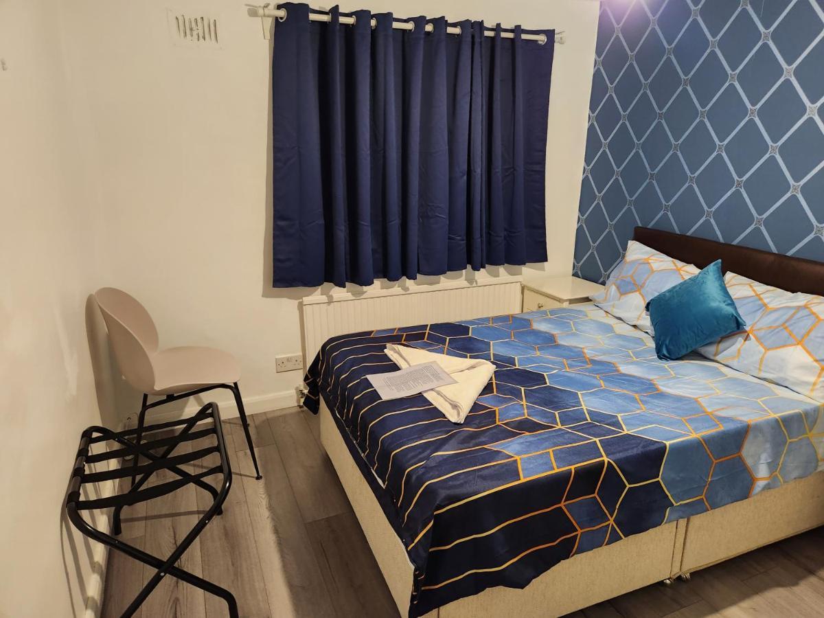Gatwick Star Night Stay - Gatwick ครอว์ลีย์ ภายนอก รูปภาพ
