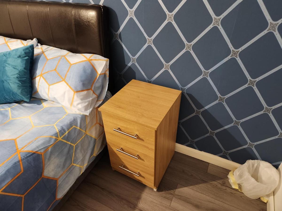 Gatwick Star Night Stay - Gatwick ครอว์ลีย์ ภายนอก รูปภาพ