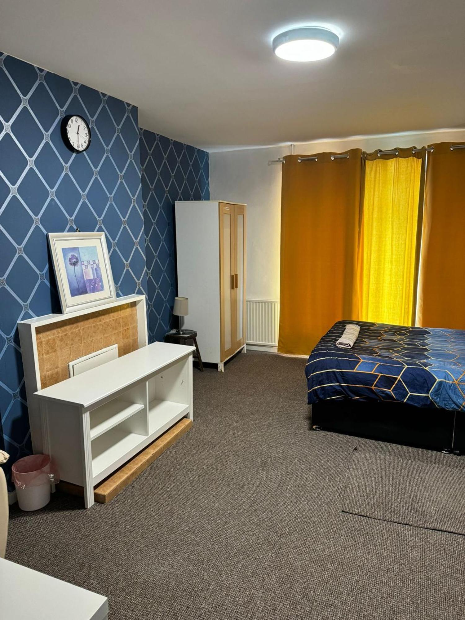 Gatwick Star Night Stay - Gatwick ครอว์ลีย์ ภายนอก รูปภาพ